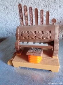 Muñecas españolas modernas: ORGANO - PIANO - BLANCANIEVES Y LOS 7 ENANITOS DE SIMBA